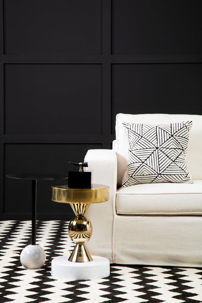 Avah Diamond Design Cushion