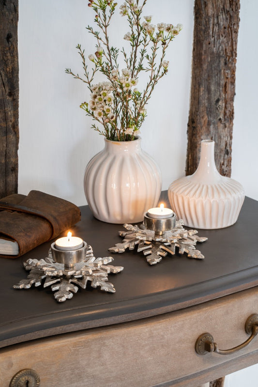 Set of 2 Festive Snowflake Tealight Holders