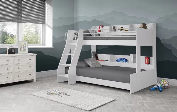 Domino Triple Sleeper White